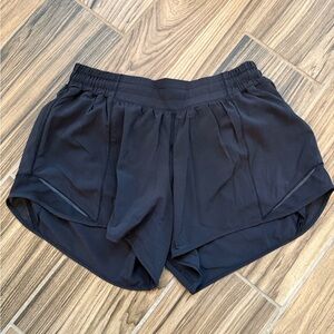 lululemon Women’s Black Athletic Shorts 8 Tall